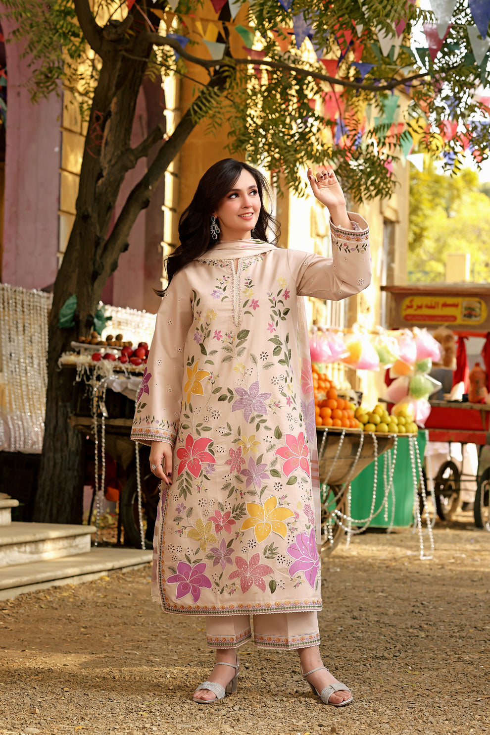 Aneela's Summer Lawn Embroidered Unstitched 3PC SE-1057
