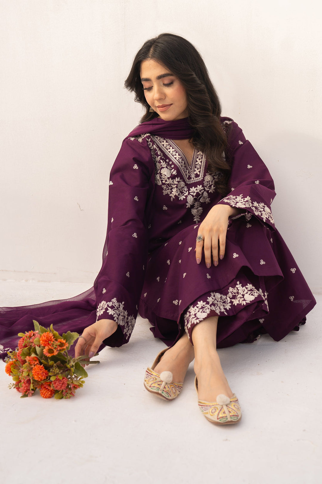 Pezwaan Summer Lawn Embroidered Unstitched 3PC FF-2655