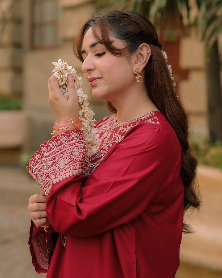 Urge Summer Lawn Embroidered Unstitched 2PC SE-1026