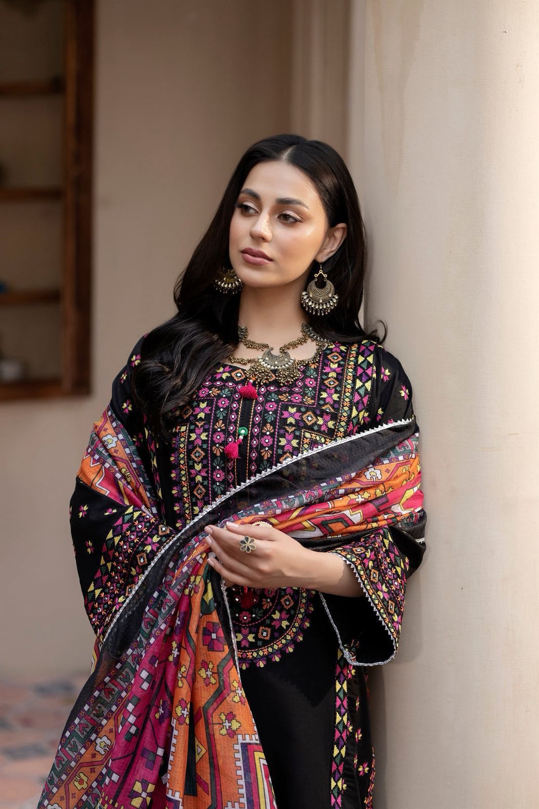 Karma Summer Lawn Embroidered Unstitched 3PC SE-1056