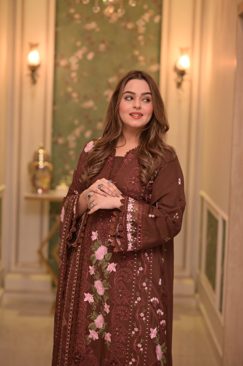Aneela’S Summer Lawn Embroidered Unstitched 3PC SE-1034