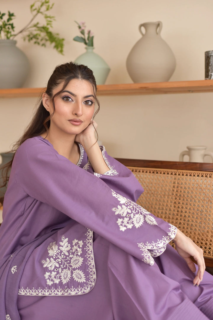 Batik Summer Lawn Embroidered Unstitched 3PC FF-2648