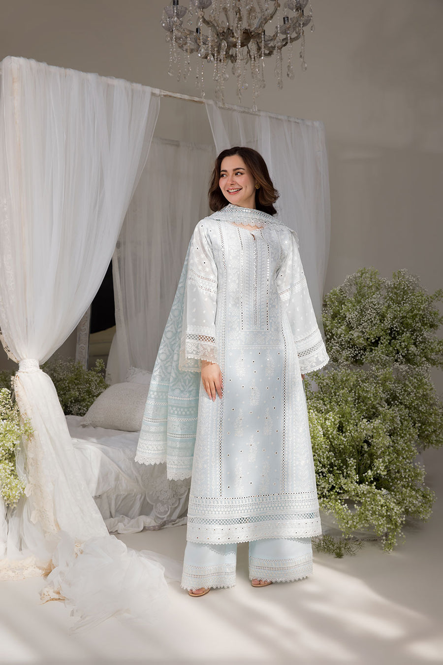 Sobia Nazir Summer Lawn Embroidered Unstitched 3PC SE-1023