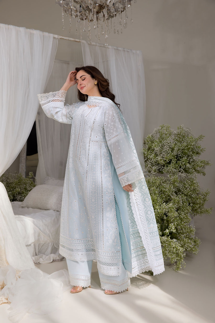 Sobia Nazir Summer Lawn Embroidered Unstitched 3PC SE-1023