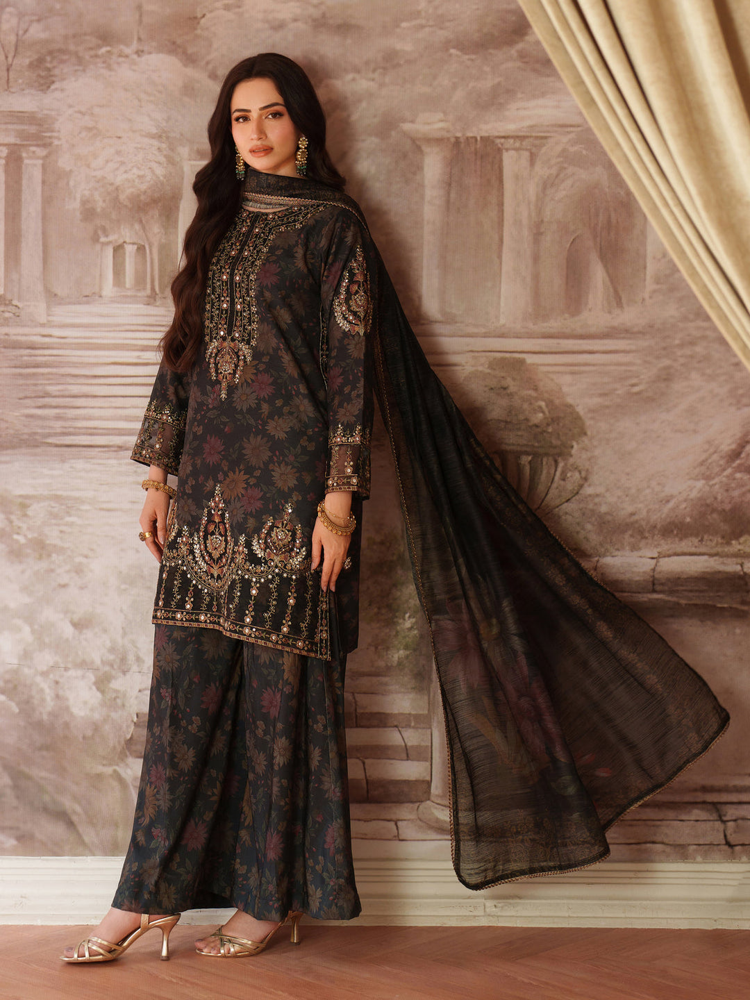 Mohagni Summer Lawn Embroidered Unstitched 3PC SE-1041