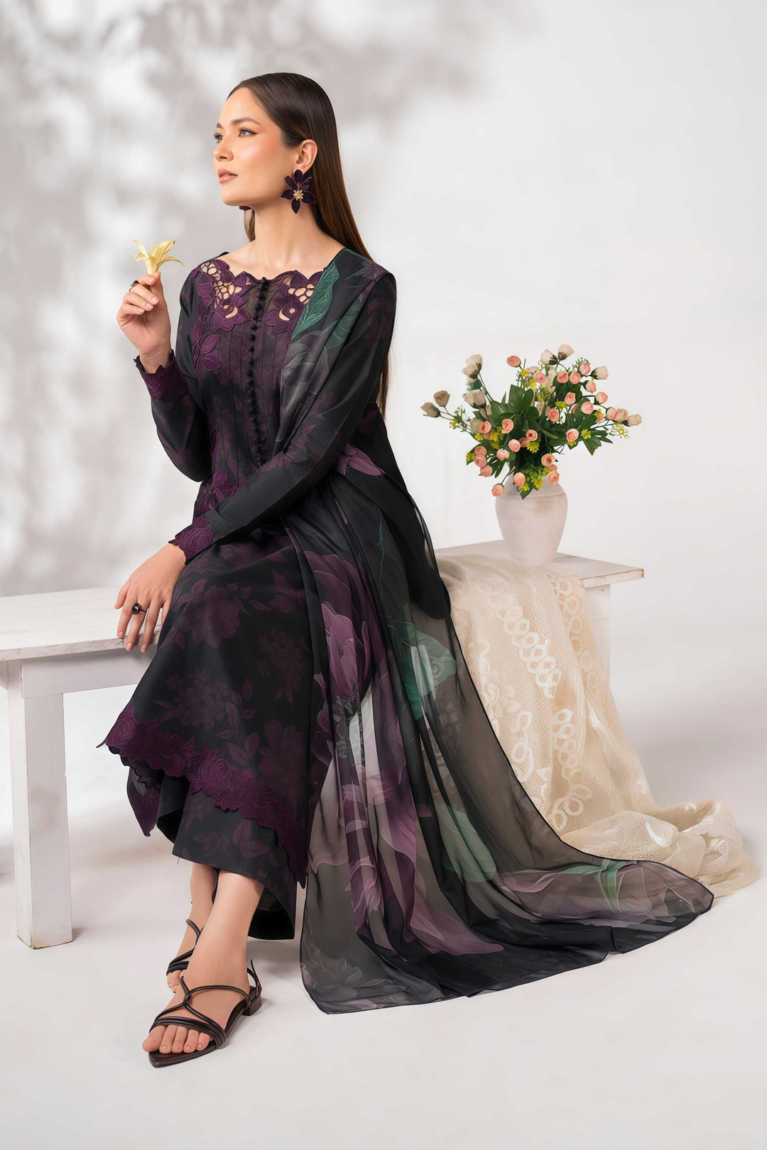 IZNIK Lawn Printed & Embroidered Unstitched 3PC Suit