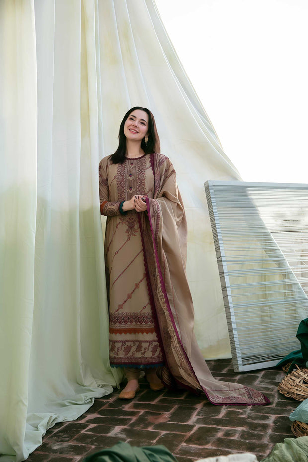 Florent Dhanak Heavy Embroidered Luxury Unstitched 3PC Suit – Winter Collection
