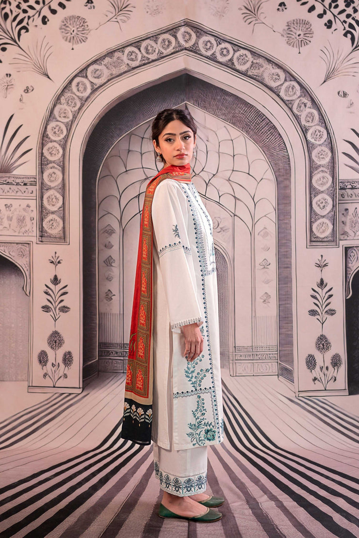 Urge Winter Collection – Premium Dhanak Embroidered Unstitched 3PC Suit