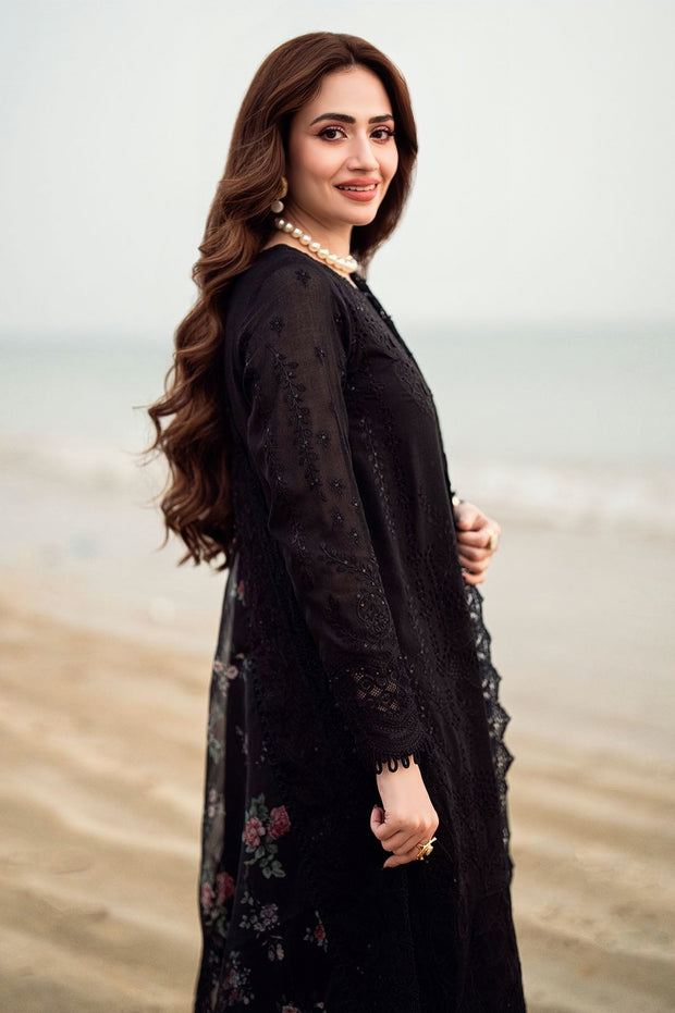 Nureh Winter Collection Premium Dhanak Embroidered Unstitched 3PC Suit