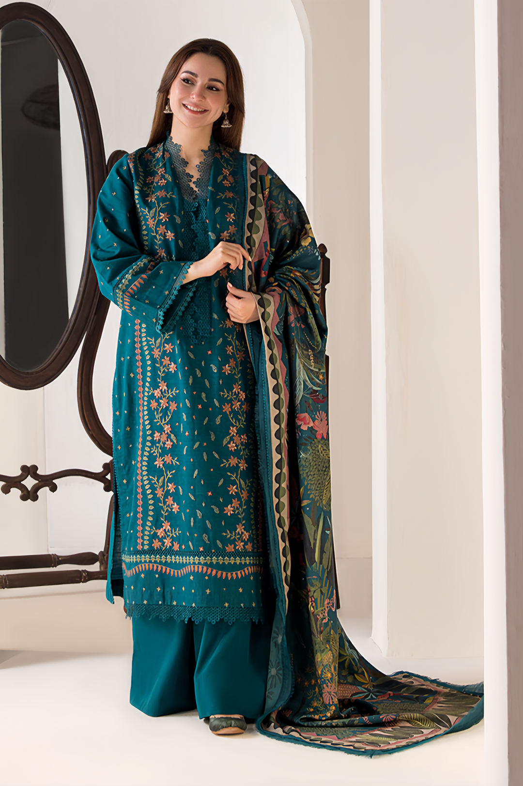 Sobia Nazir Summer Lawn Embroidered Unstitched 3PC Suit