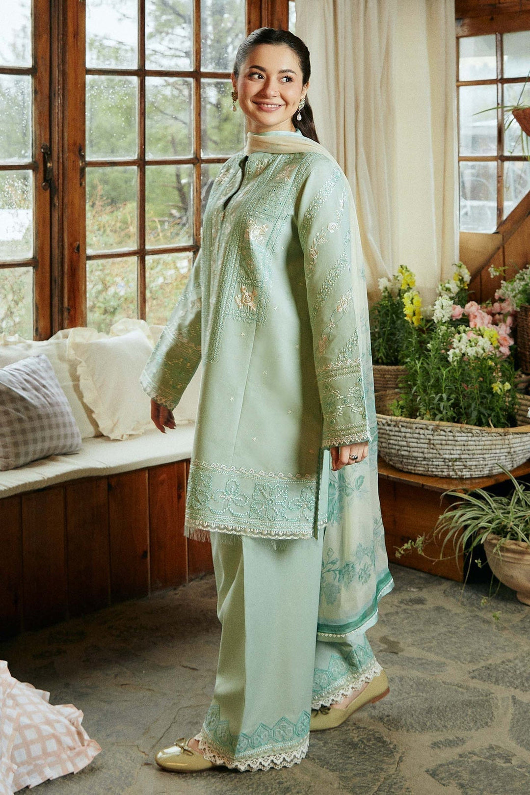 Zara Shahjahan Summer Lawn Embroidered Unstitched 3PC SE-1032