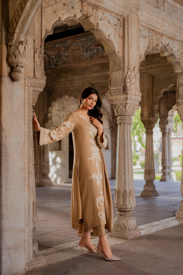 Mirana Silk Embroidered Unstitched 3PC SK-2405