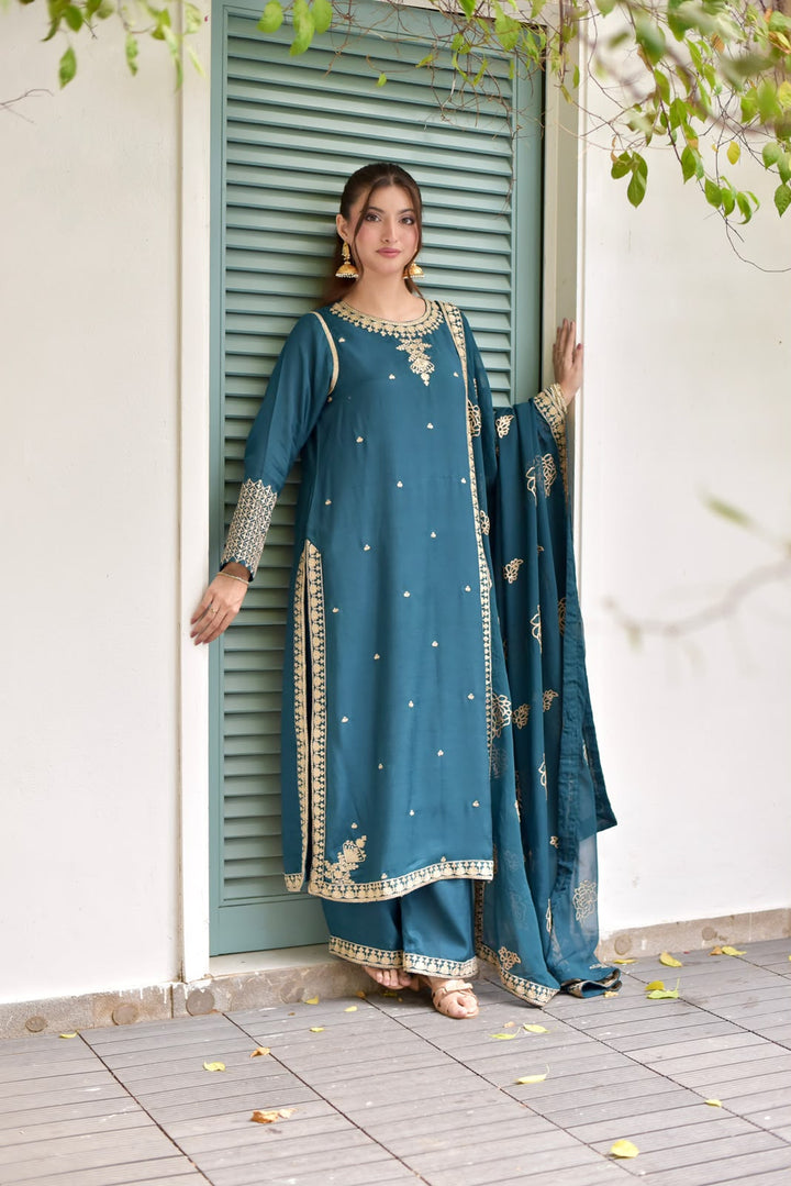 Laam Chiffon Embroidered Unstitched 3PC SK-2415