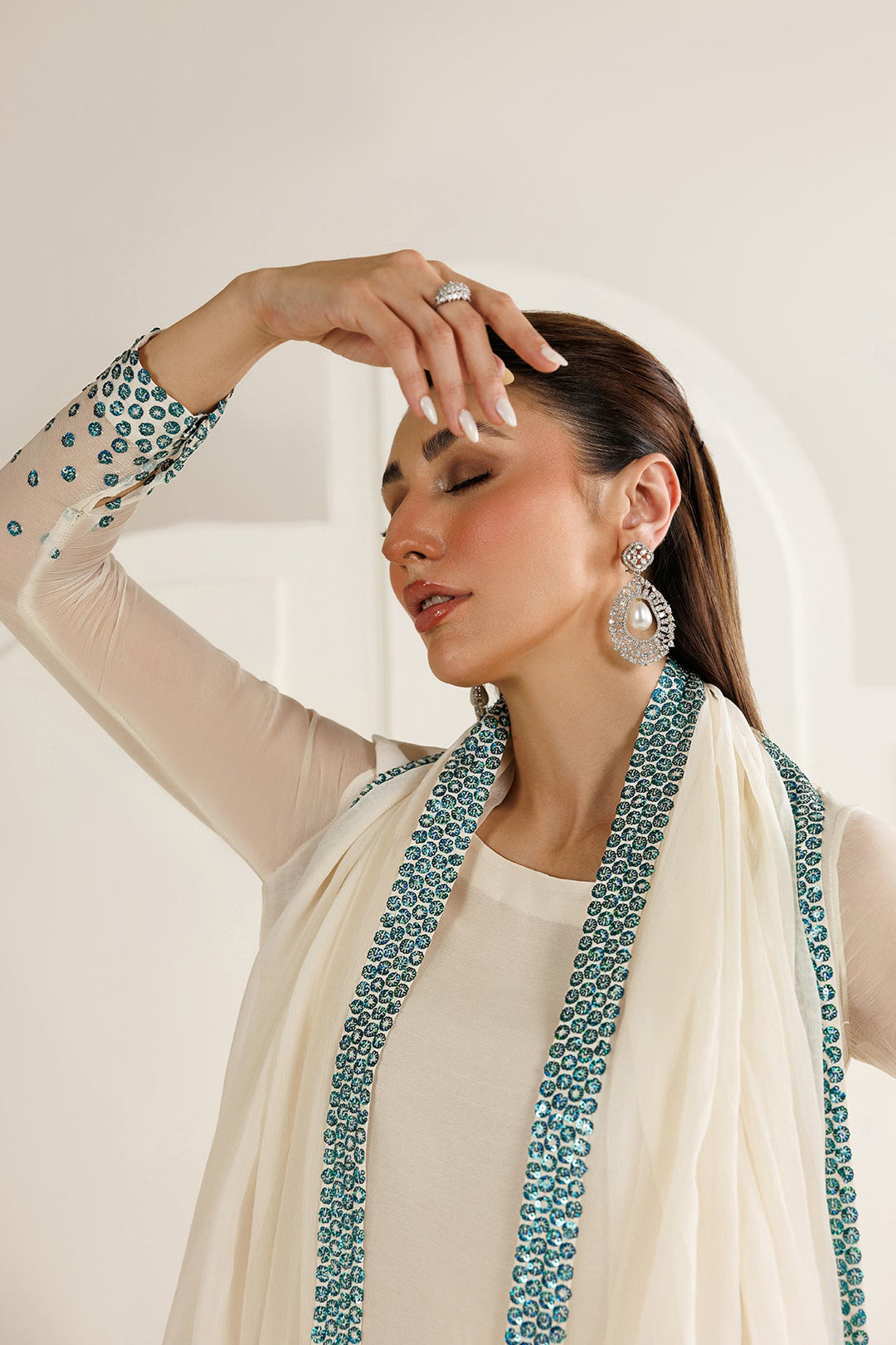 Jazmin Winter Chiffon Embroidered Unstitched 3PC LU-2679