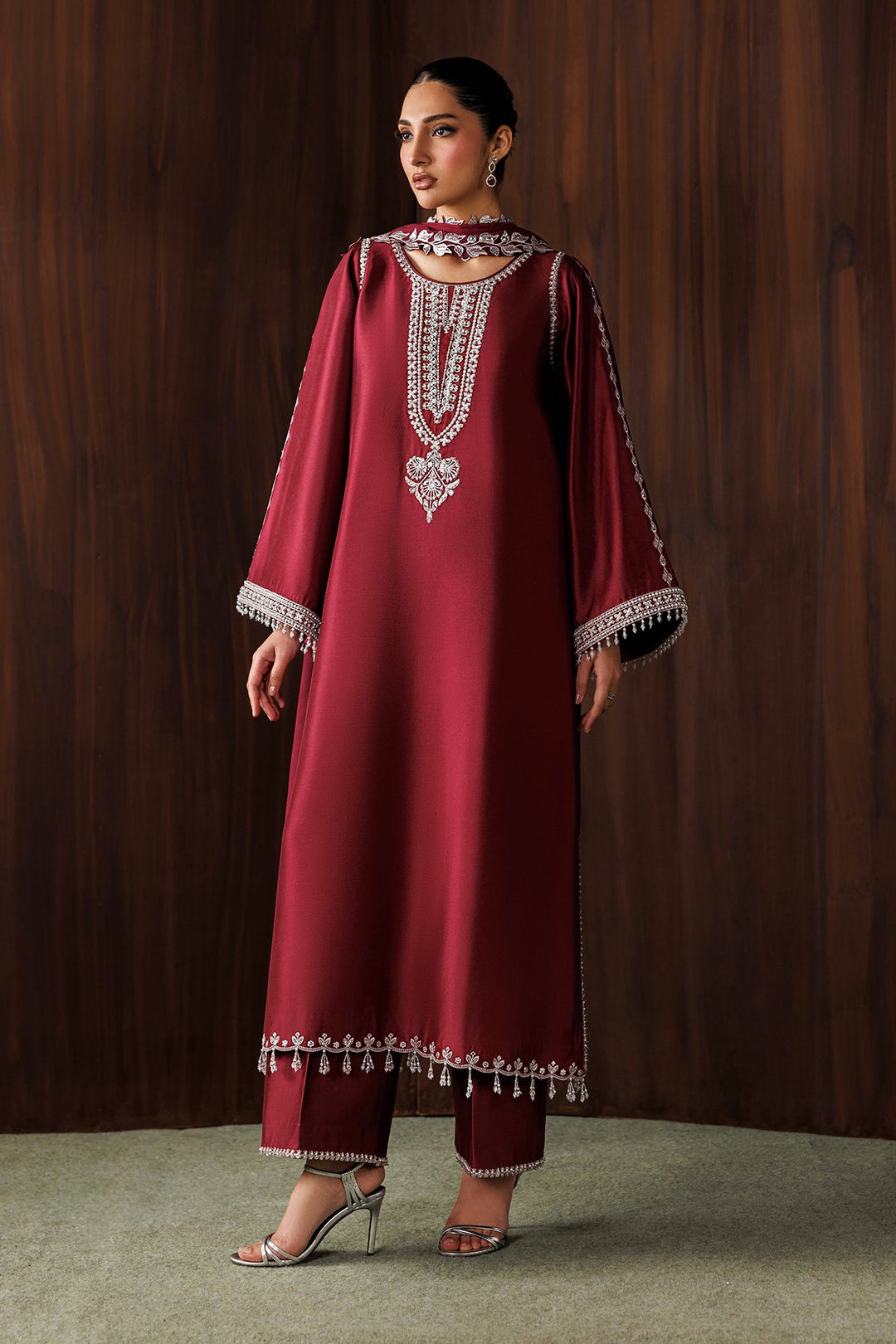 Baroque Chiffon Embroidered Unstitched 3PC LU-2399