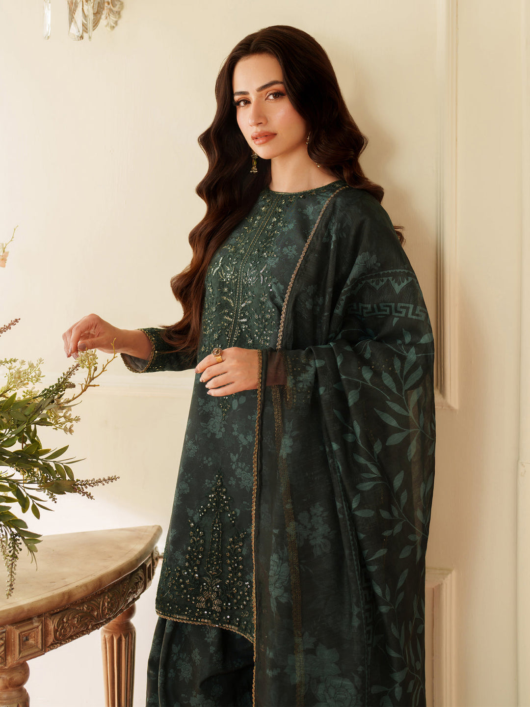 Mohagni Summer Lawn Embroidered Unstitched 3PC LU-1081