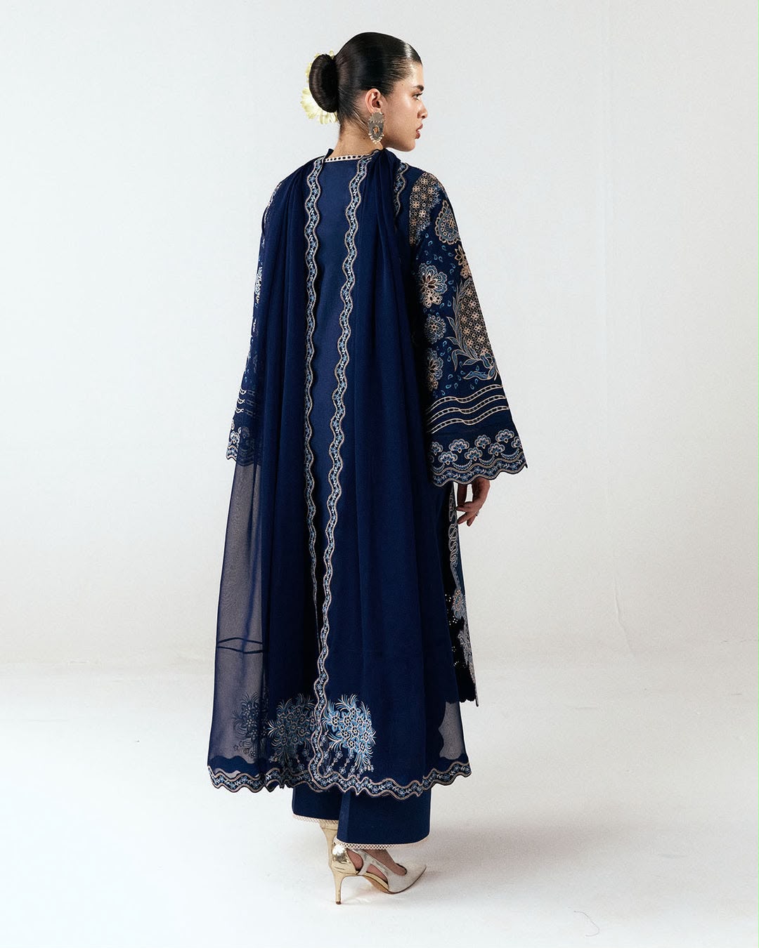 Jugnu Dhanak Embroidered Unstitched 3PC FF-2603