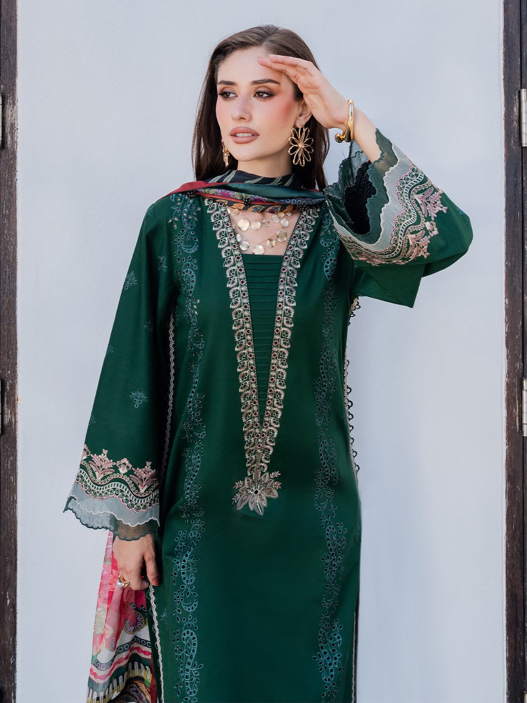 Izel Dhanak Embroidered Unstitched 3PC NF-2442
